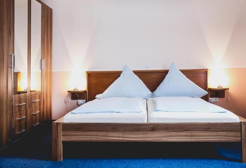 스탠다드 트리플 룸, Bierenbacher Hof