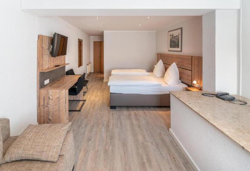 스탠다드 트리플 룸, Bierenbacher Hof