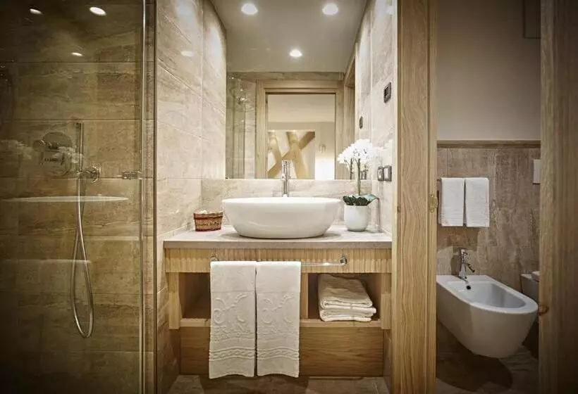 سوییت جونیور, Cerana Relax Hotel 4 Superior