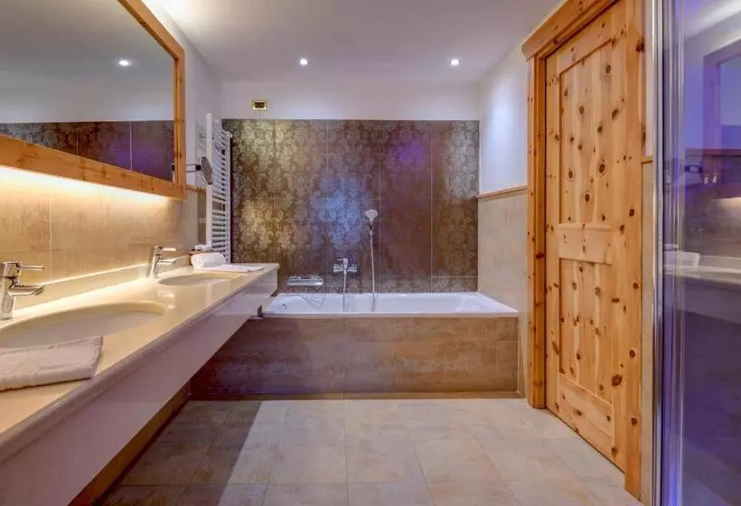 سوییت سوپریور, Cerana Relax Hotel 4 Superior