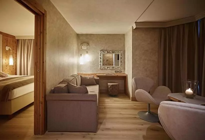 سوییت لوکس, Cerana Relax Hotel 4 Superior