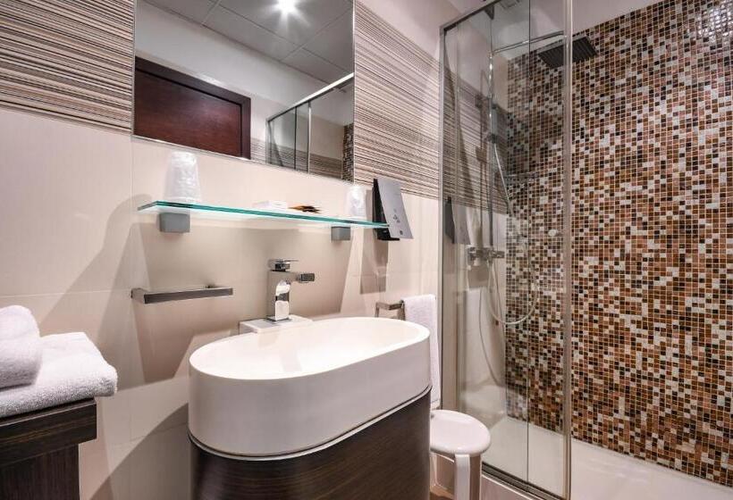 Полулюкс, City