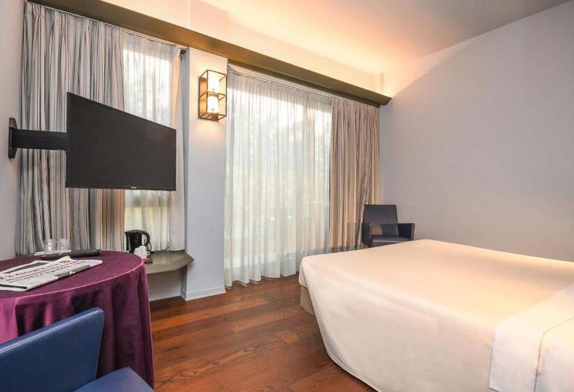 Номер Стандарт с Балконом, City