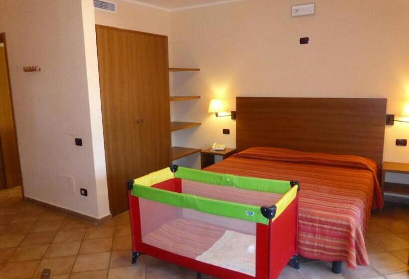 غرفة قياسية مزوَّدة بشُرفة, Corte Dei Tusci Village Palace