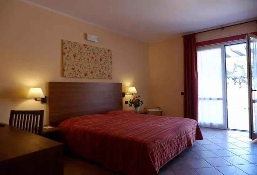 景色の見えるスタンダード4人部屋, Corte Dei Tusci Village Palace