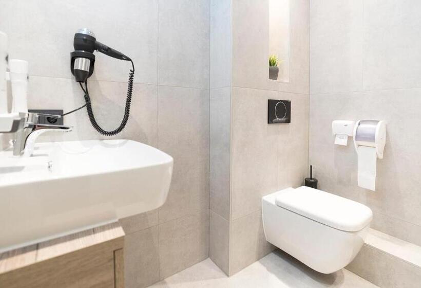 古典房间, Daspaul