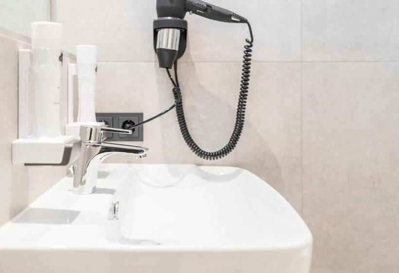 古典房间, Daspaul