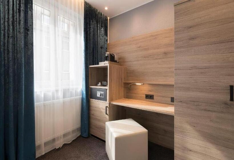 古典房间, Daspaul