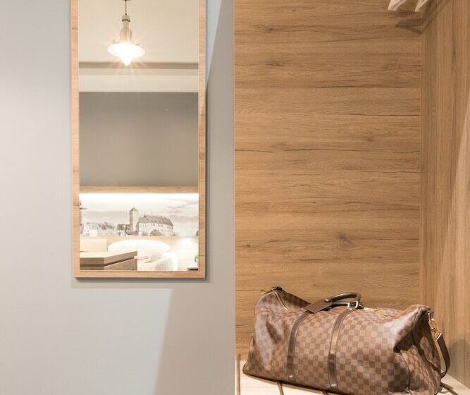 古典房间, Daspaul