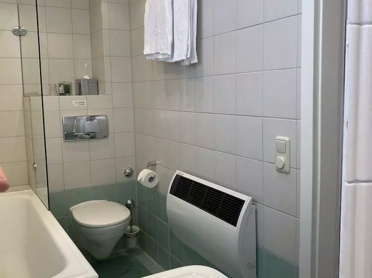 Habitació Superior, Deutscher Kaiser