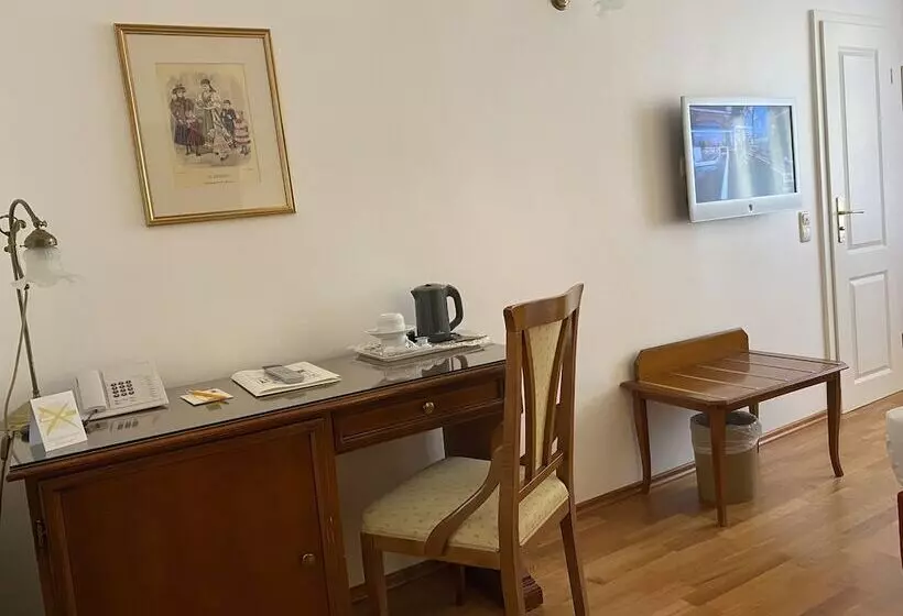 Habitació Superior, Deutscher Kaiser
