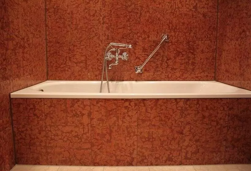 Junior Suite, Deutscher Kaiser