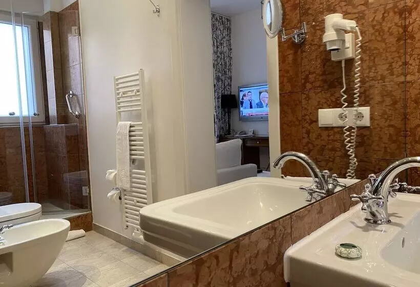 Junior Suite, Deutscher Kaiser