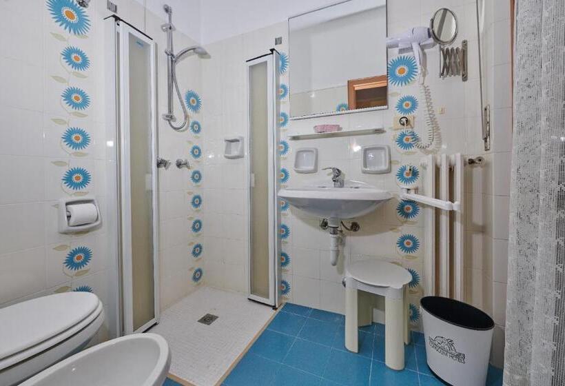 标准间带阳台, Eden