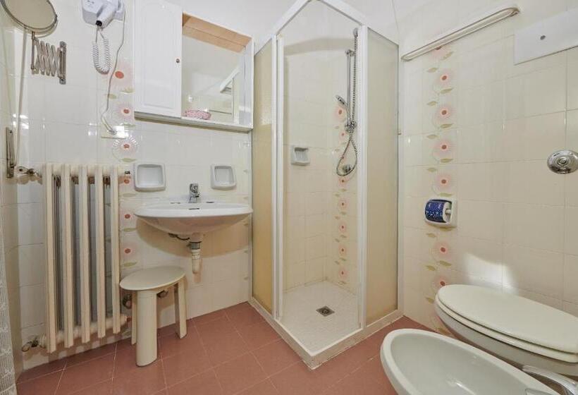 标准间带阳台, Eden