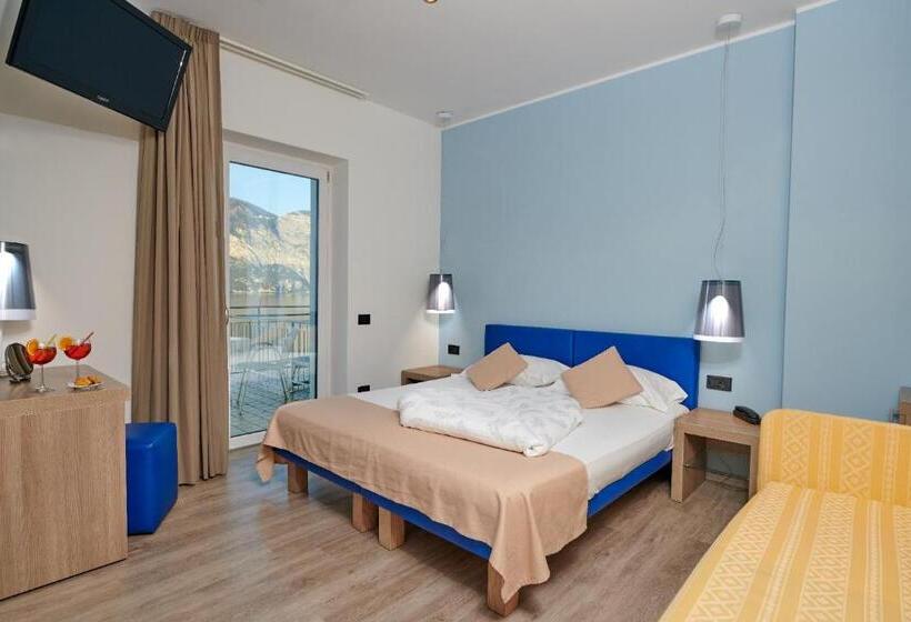 带河湖景观的轻年套房, Eden