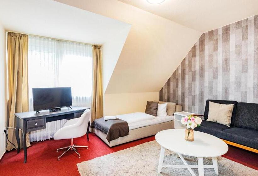 스탠다드 트리플 룸, Furst Garden