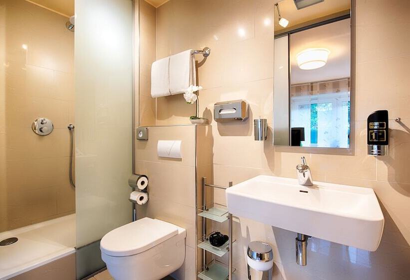 스탠다드 트리플 룸, Furst Garden