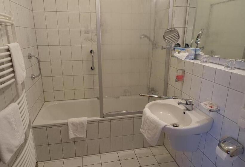 标准间, Gasthof Schönblick