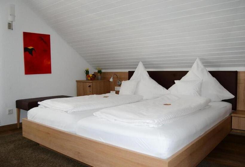 Номер Стандарт, Iris Am See Garni