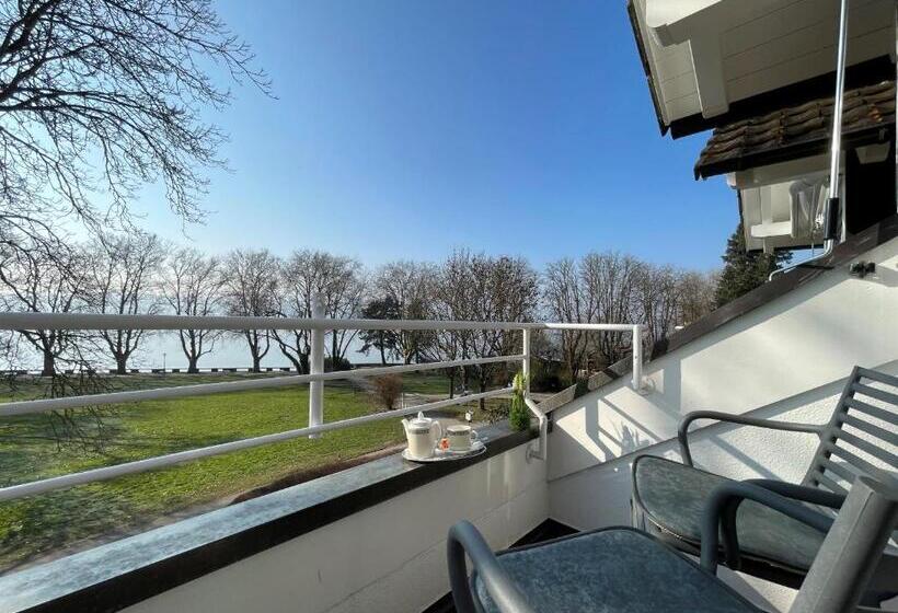 Номер Стандарт Индивидуальный с Балконом, Iris Am See Garni