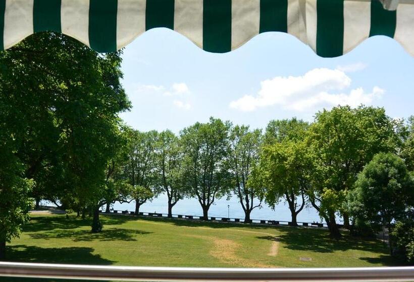 Номер Стандарт Индивидуальный с Балконом, Iris Am See Garni