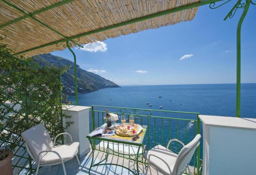 高级大房间, Palazzo Talamo