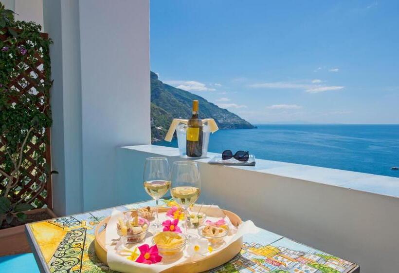 高级大房间, Palazzo Talamo