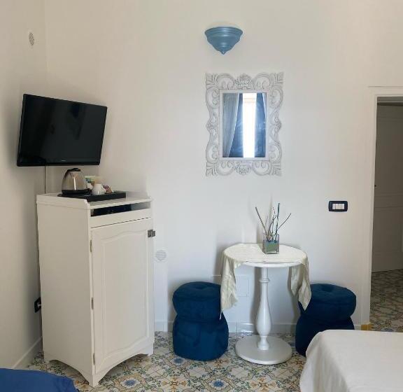 Номер Deluxe Вид на Море, Palazzo Talamo