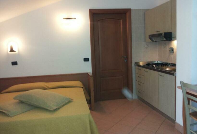 バルコニー付きスタンダードステューディオ, Residence Oleandro