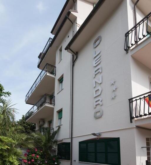 バルコニー付きスタンダードステューディオ, Residence Oleandro