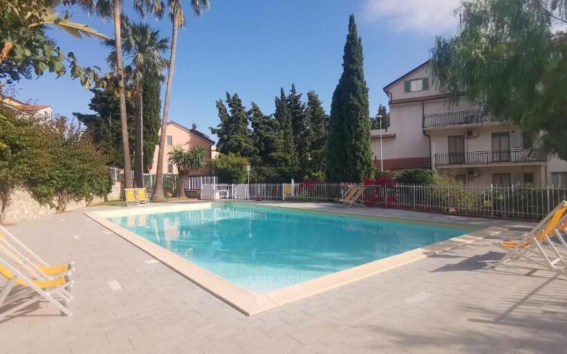 バルコニー付き１ベッドルームアパートメント, Residence Oleandro