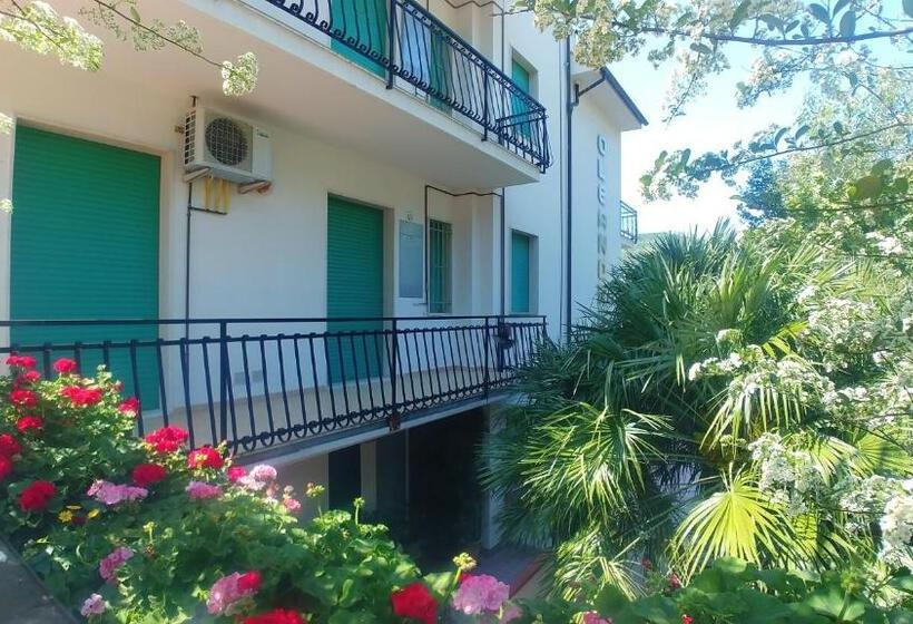 バルコニー付き１ベッドルームアパートメント, Residence Oleandro