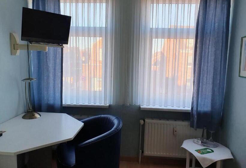 エコノミーシングルルーム, Sophien Café