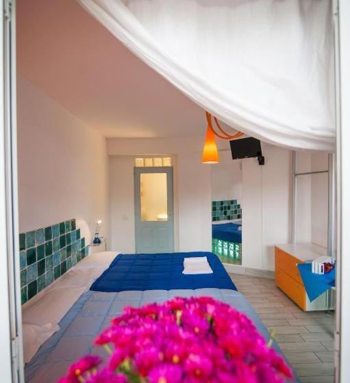 ویلای 1 خوابه, Suite House L'isola Che Non C'è