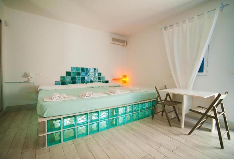 ویلای 1 خوابه, Suite House L'isola Che Non C'è