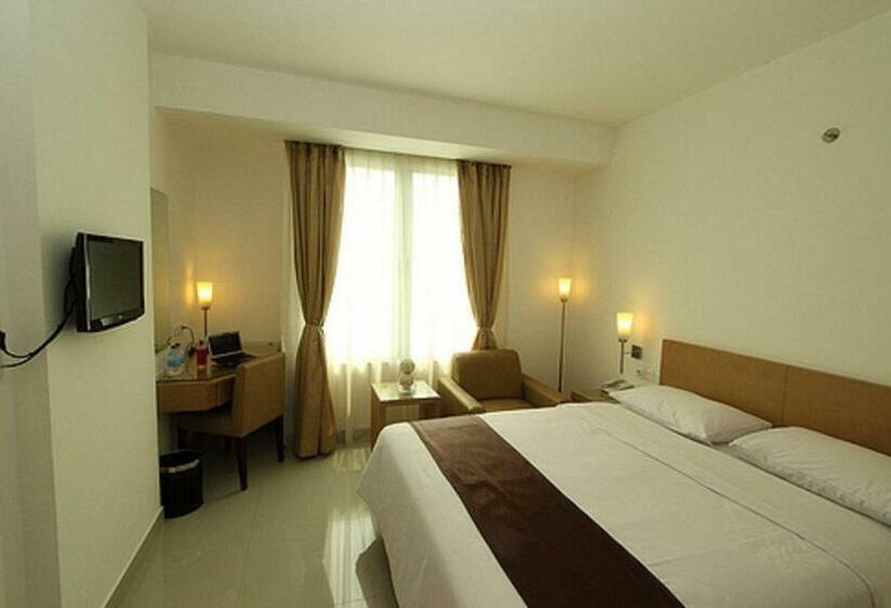 Superior Kamer, Triniti Hotel Jakarta