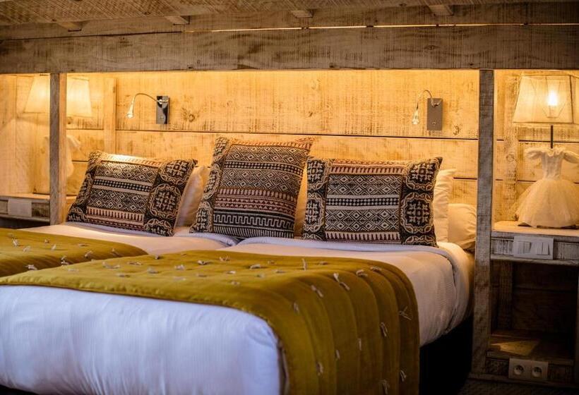 וילה עם חדר שינה אחד ובריכת שחיה, U Capu Biancu