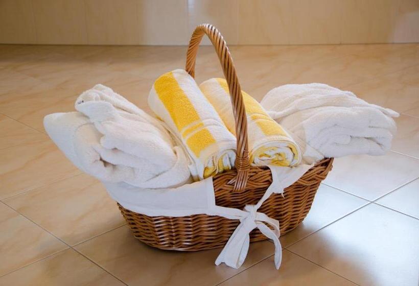 小型套房带阳台, Weihrerhof