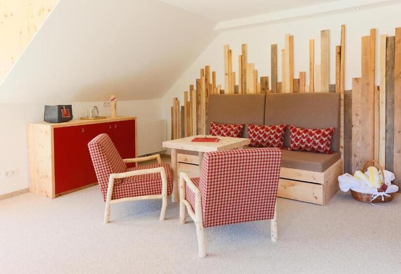 Suite with lake view, Weihrerhof