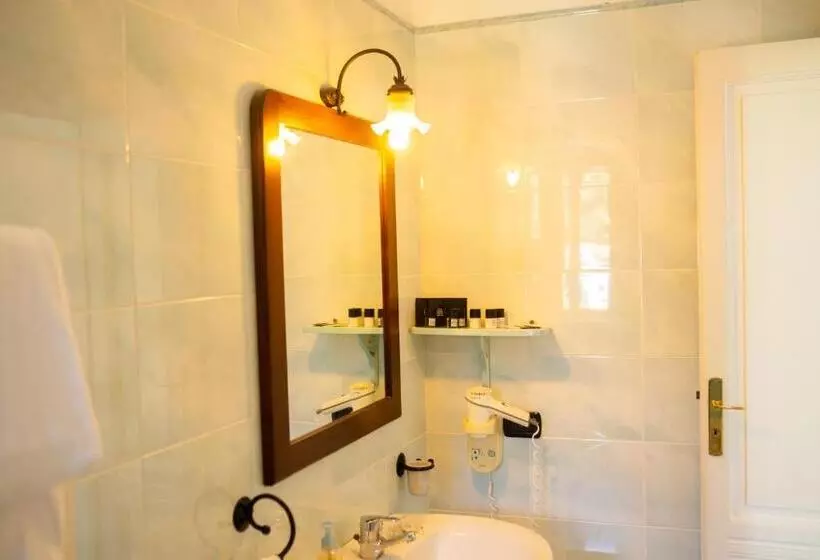 スーペリアトリプルルーム, Masseria Montepaolo Dimora Di Charme