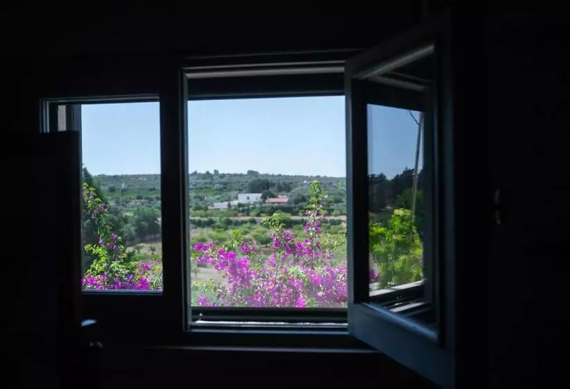 スタンダードトリプルルーム, Masseria Montepaolo Dimora Di Charme