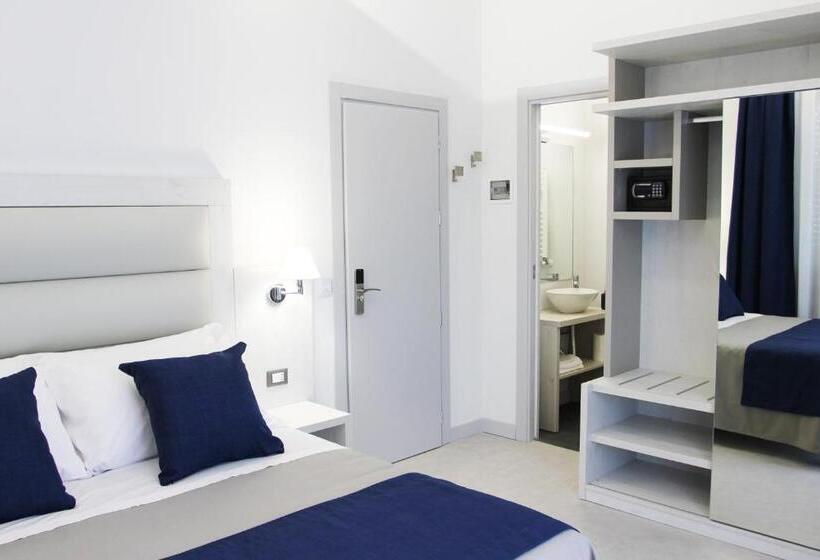 اتاق استاندارد سه تخته با بالکن, Park Hotel Giusy