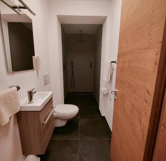 Трехместный Номер Стандарт с Балконом, Schlossberg