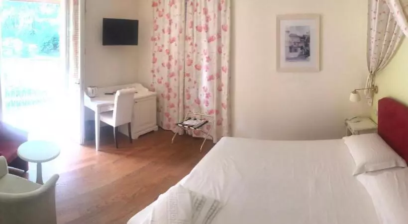 バルコニー付きスタンダードルーム, Poggio Radicati Hotel De Charme