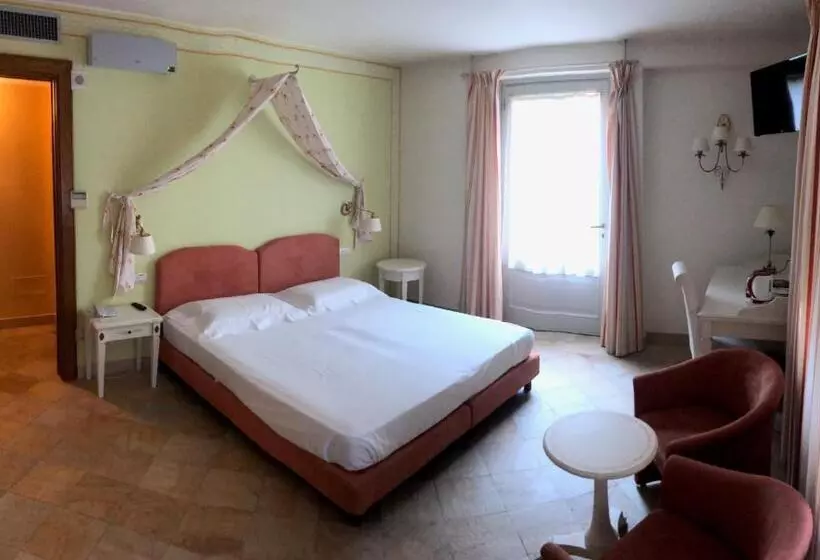 ガーデンビューデラックスルーム, Poggio Radicati Hotel De Charme