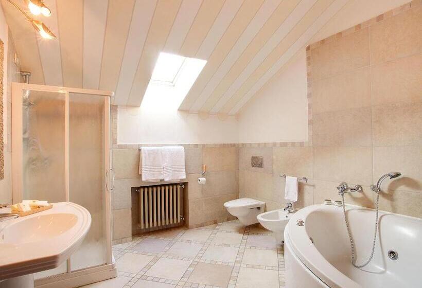 סוויטה עם ג'קוזי, Poggio Radicati Hotel De Charme