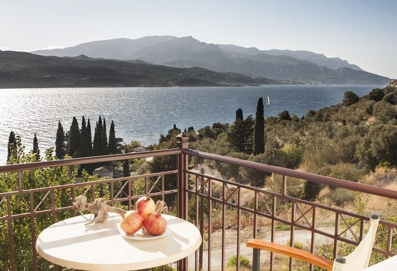 Deluxe Suite Sea View, Scorpios Hotel & Suites