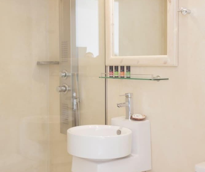 Deluxe Suite Sea View, Scorpios Hotel & Suites