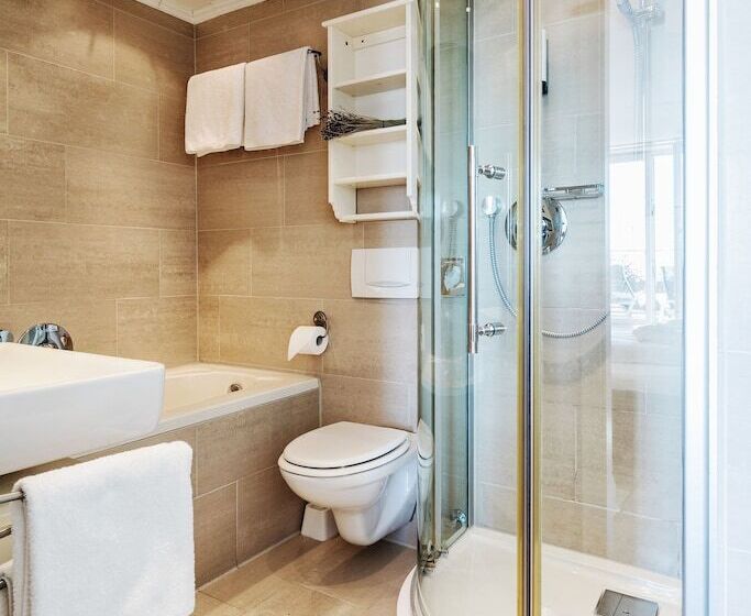 Номер Стандарт Вид на Озеро, Seehotel Litz